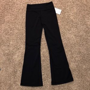 lululemon black classic yoga pants